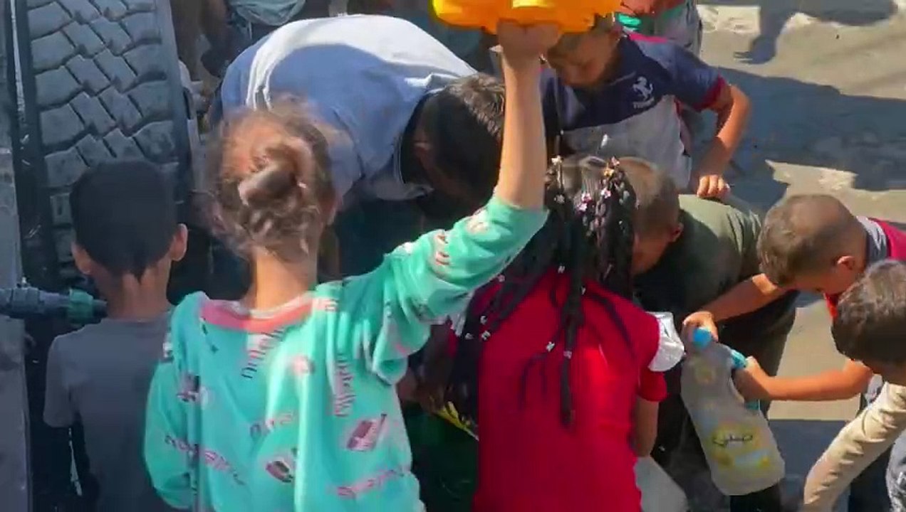 Angst vor Rafah-Offensive treibt Menschen nach Deir al-Balah