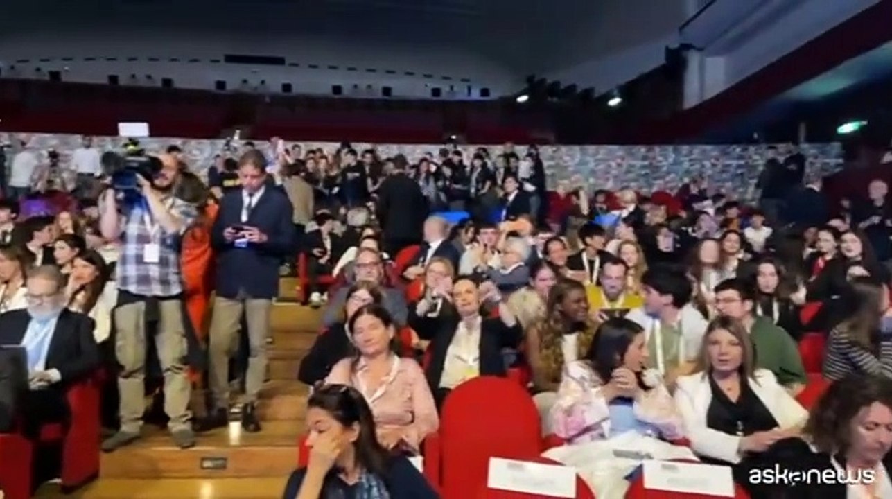 La ministra Roccella contestata agli Stati Generali della Natalit?