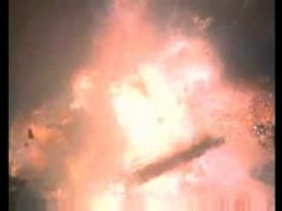 The Avengers (1998) (Theatrical Trailer)