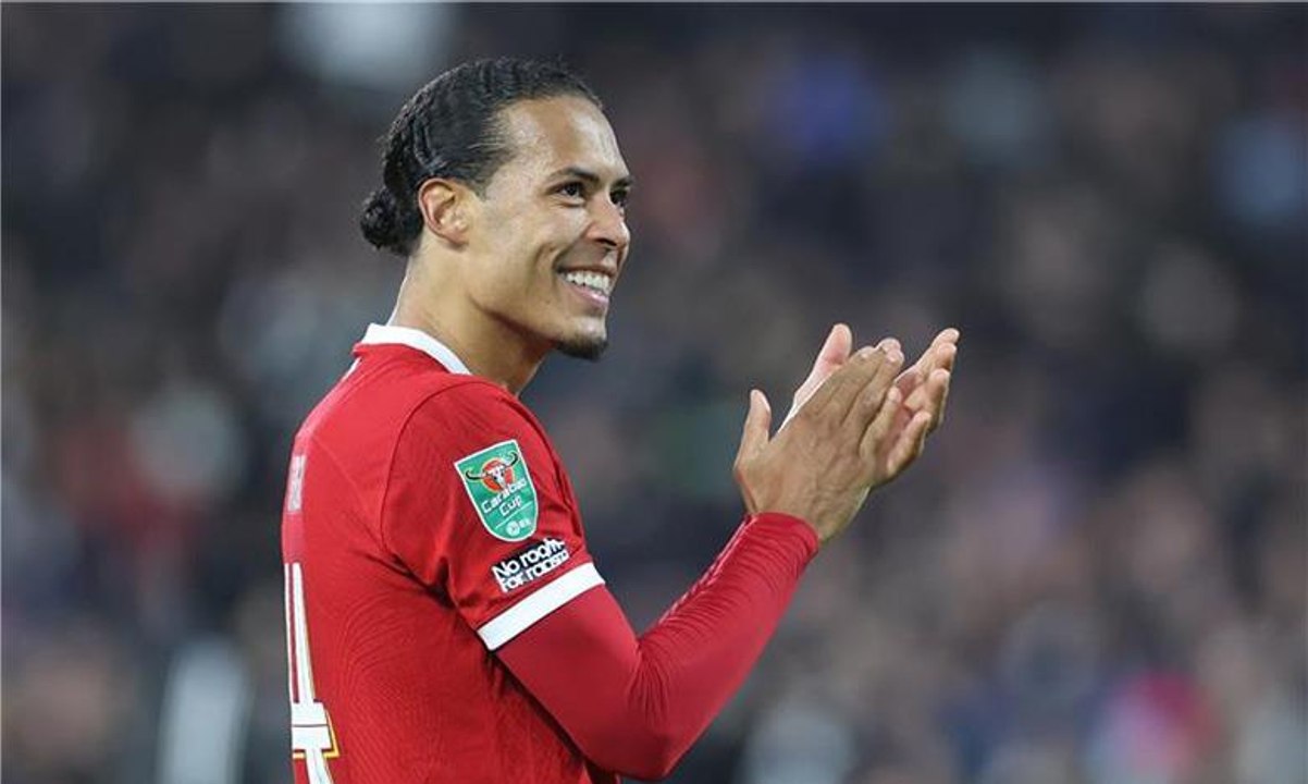 فان دايك يؤكد استمراره مع ليفربول في الموسم المقبل