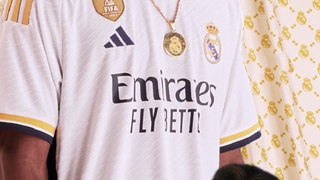 Je Note le Maillot de Football du Real Madrid ! (Exclusivité Dailymotion)