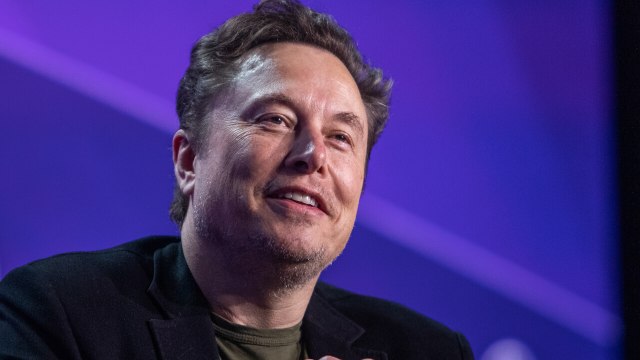 Tesla quietly slashed over 3,400 job postings, leaving only 3 in the U.S. with 12-hour days and hazardous materials