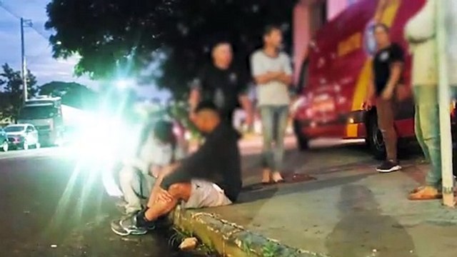 Homem fica ferido em acidente entre duas motos na Rua Jorge Lacerda