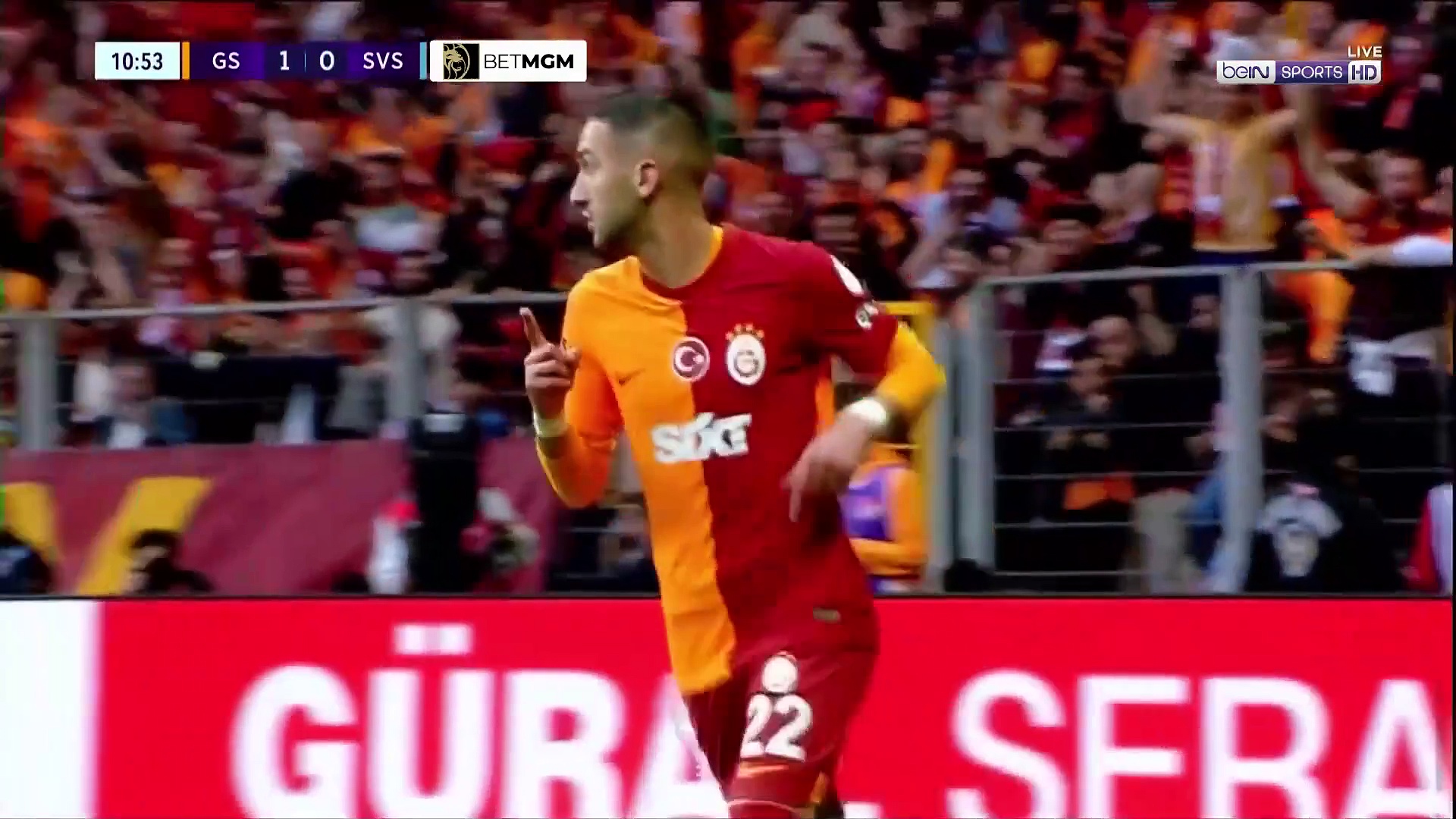 Hakim Ziyech continues