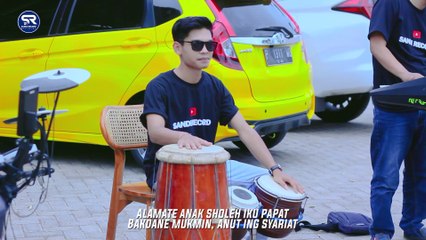 Syahiba Saufa_Alamate Anak Sholeh [Official Music Video]