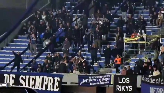 20240509 Hincha de Liverpool realiza gestos racistas contra los jugadores de Palmeiras por Copa Libertadores