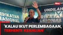 Abdul Rashid boleh kata apa sahaja, kita ada Perlembagaan - Muhyiddin