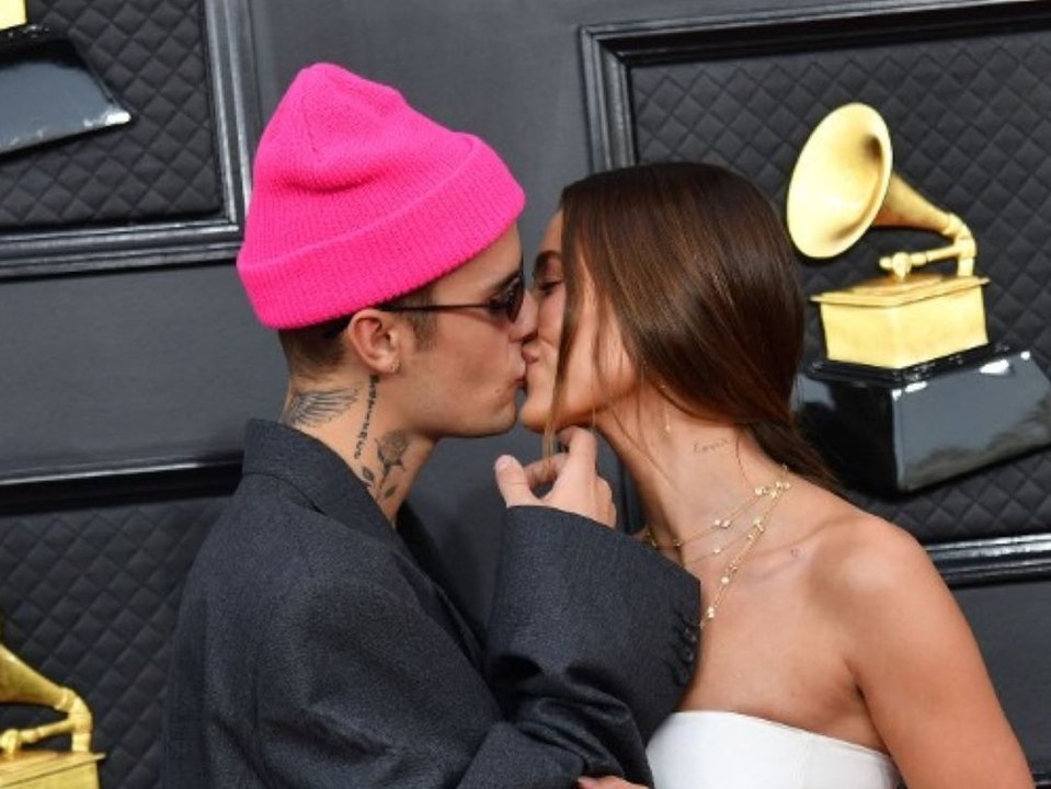 Justin und Hailey Bieber überraschen mit Baby-News