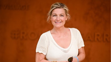 GALA VIDEO - Anne-Élisabeth Lemoine sans fard sur le départ d’Aurélie Casse de C à vous : "Je le regrette"