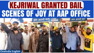 AAP Supporters Celebrate Delhi CM Arvind Kejriwal's Interim Bail Outside Party Office |Oneindia News