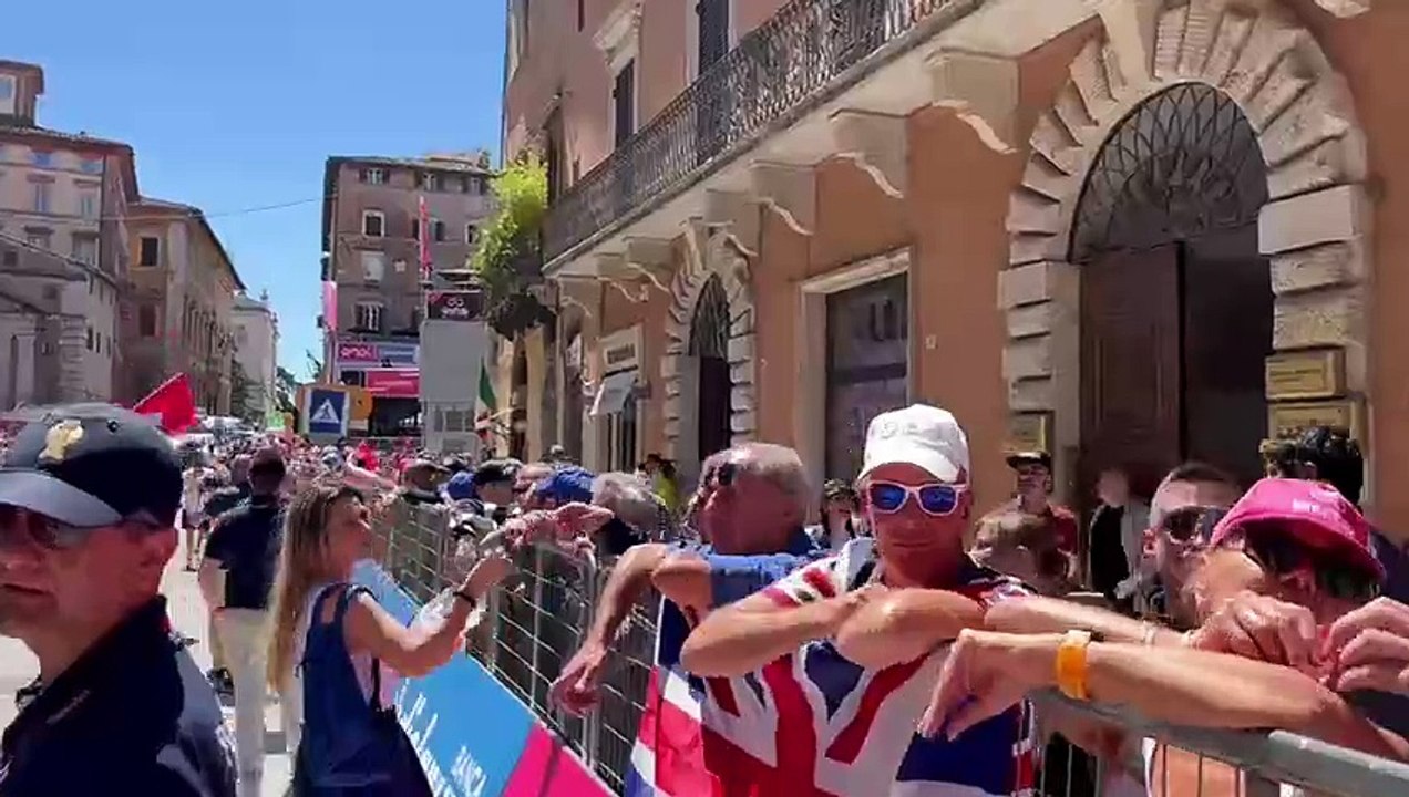 Giro d'Italia in Umbria: la crono di Perugia, grande festa per le strade