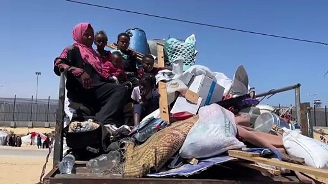 Siguen los bombardeos israelíes en Gaza y más de 100.000 personas huyen de Rafah