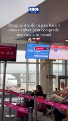 Joven regresa a Venezuela después de 5 años para regalarle una casa a su mamá