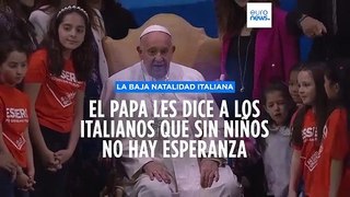 Papa Francisco: Una madre no debe elegir entre hijos y trabajo