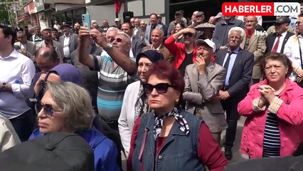 CHP Genel Başkanı Özgür Özel: 'Kim hakkını arıyorsa yanında olacağız'