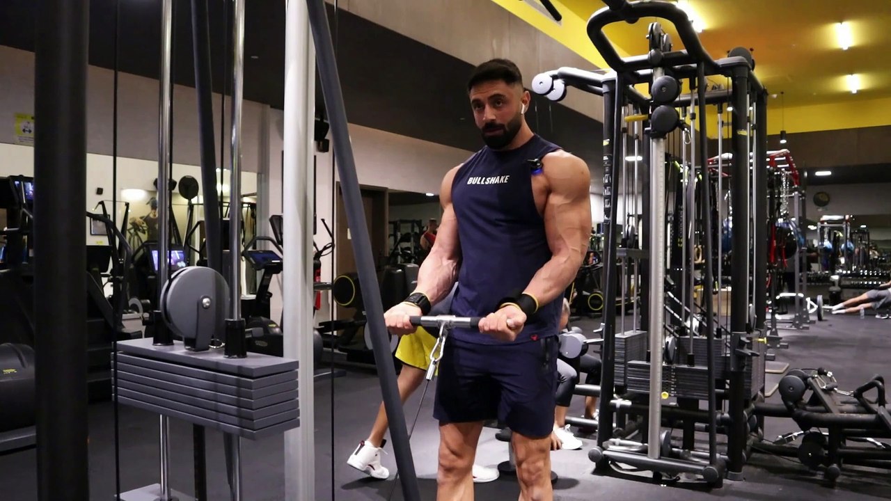 Cable Wrist curl