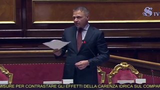 La gaffe del ministro Lollobrigida: «Per fortuna la siccità ha colpito il Sud e la Sicilia...»