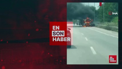 Bursa'da servis minibüsü alev alev yandı