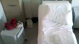 Operatrice socio sanitaria beccata dalle telecamere: stava derubando le pazienti nel reparto ginecologia