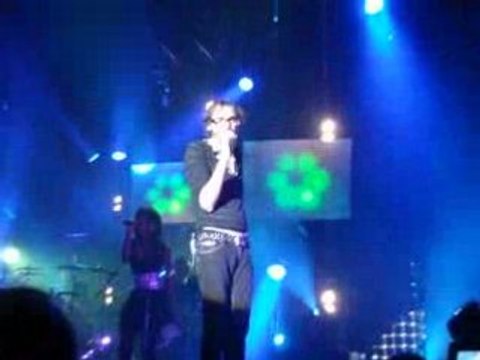 Kiss the bride - Christophe willem