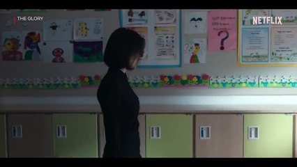 Dong-eun comes face to face again with her childhood bully  yeon-jin _ The Glory Ep 3 [EN SUB]