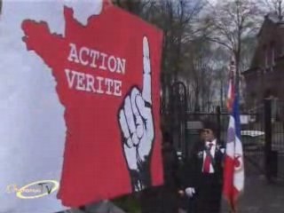 Les images de la manifestation contre la profanation des tom