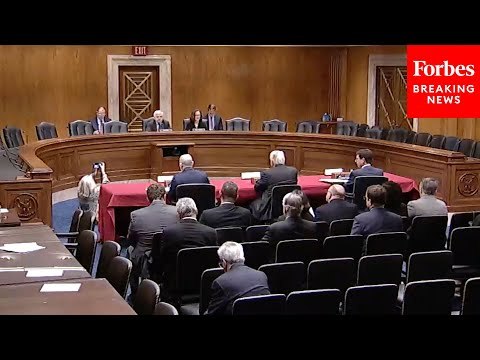 CBO And GAO Chiefs Testify Before Senate Appropriations Committee