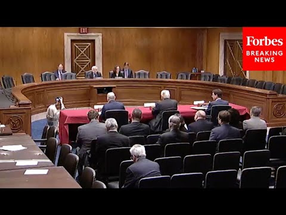 CBO And GAO Chiefs Testify Before Senate Appropriations Committee