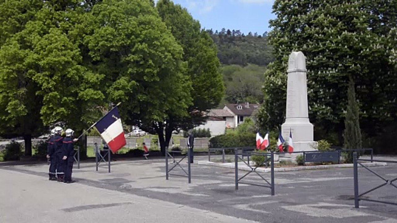 Commémoration 8 mai 1945 à DROM