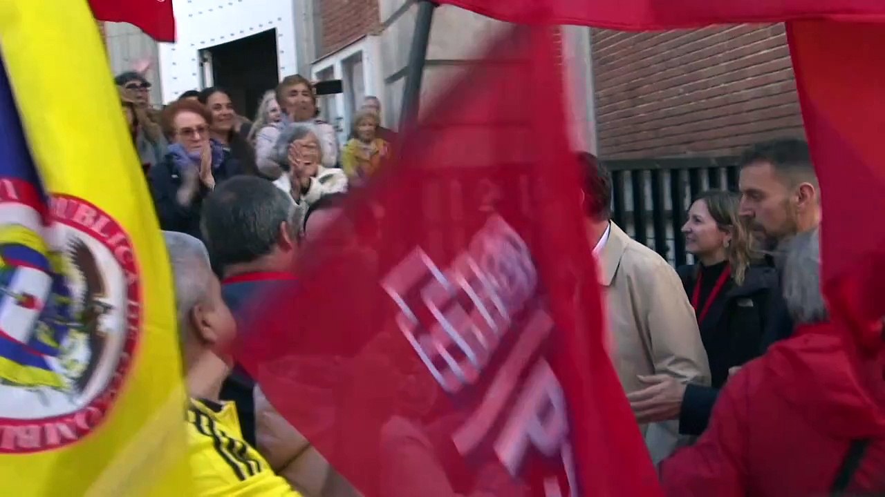 Catalunha celebra eleições regionais com muito em jogo para Sánchez e Puigdemont