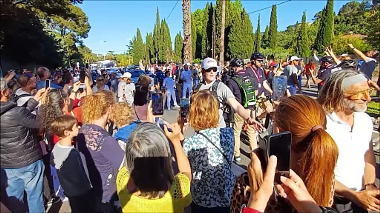 La flamme olympique à Toulon