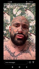 mi mandate i video di quello indegno