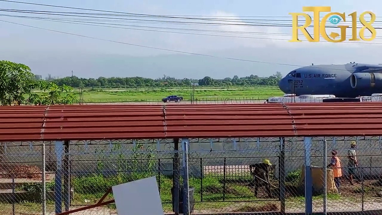 Avyon Lame Amerikèn kontinye ap ateri sou pis Ayopò Entènasyonal ''Toussaint Louverture'' a.