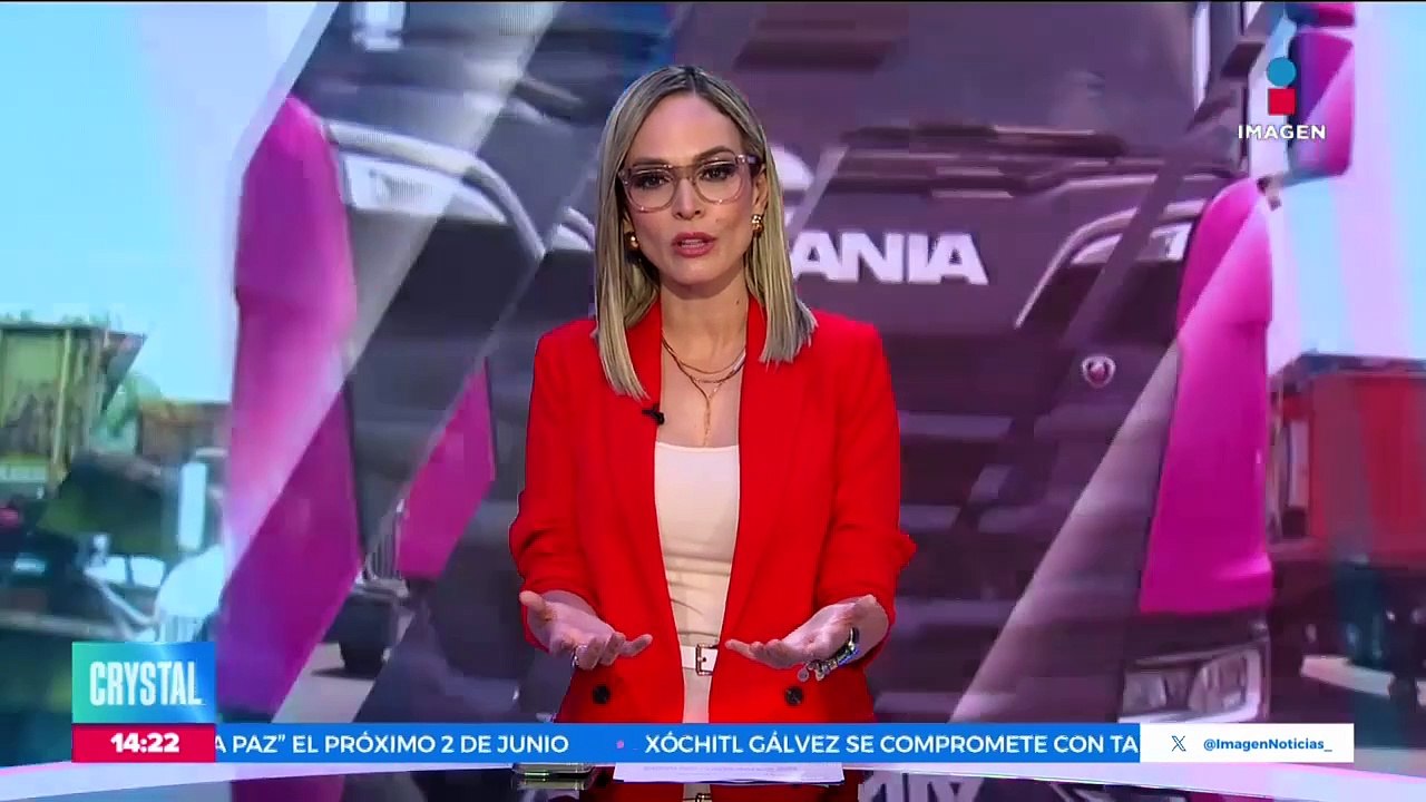 Wendy decidió aprender a manejar un tractocamión