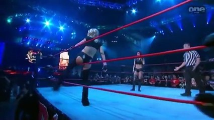 Tara vs Velvet Sky