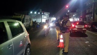 Operação de trânsito é realizada pela Polícia Militar em Cascavel