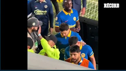 JULIÁN QUIÑONES LE RECORDÓ A LA AFICIÓN DE PACHUCA EL TÍTULO QUE LES GANÓ CON ATLAS