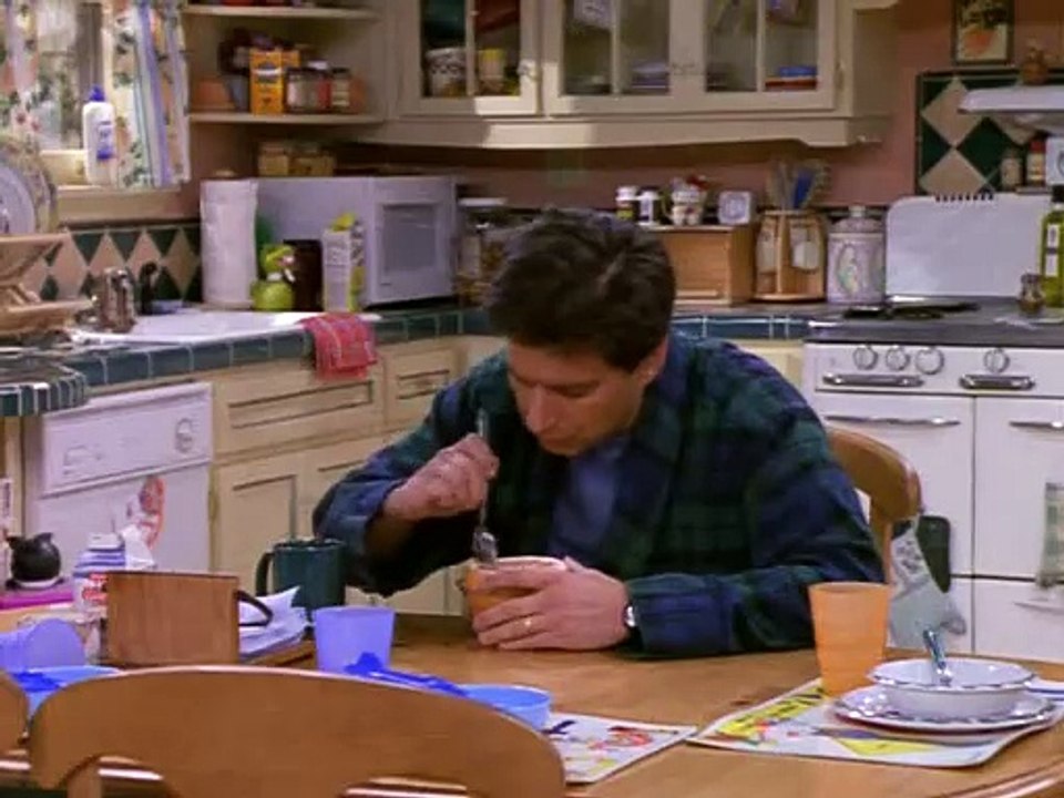 Alle lieben Raymond S03E04-Der Rosenkrieg