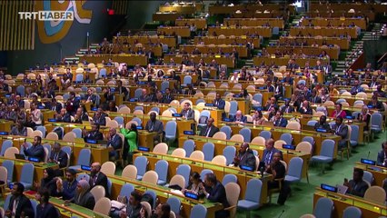 İsrailli diplomattan skandal eylem: BM Şartı metnini parçaladı