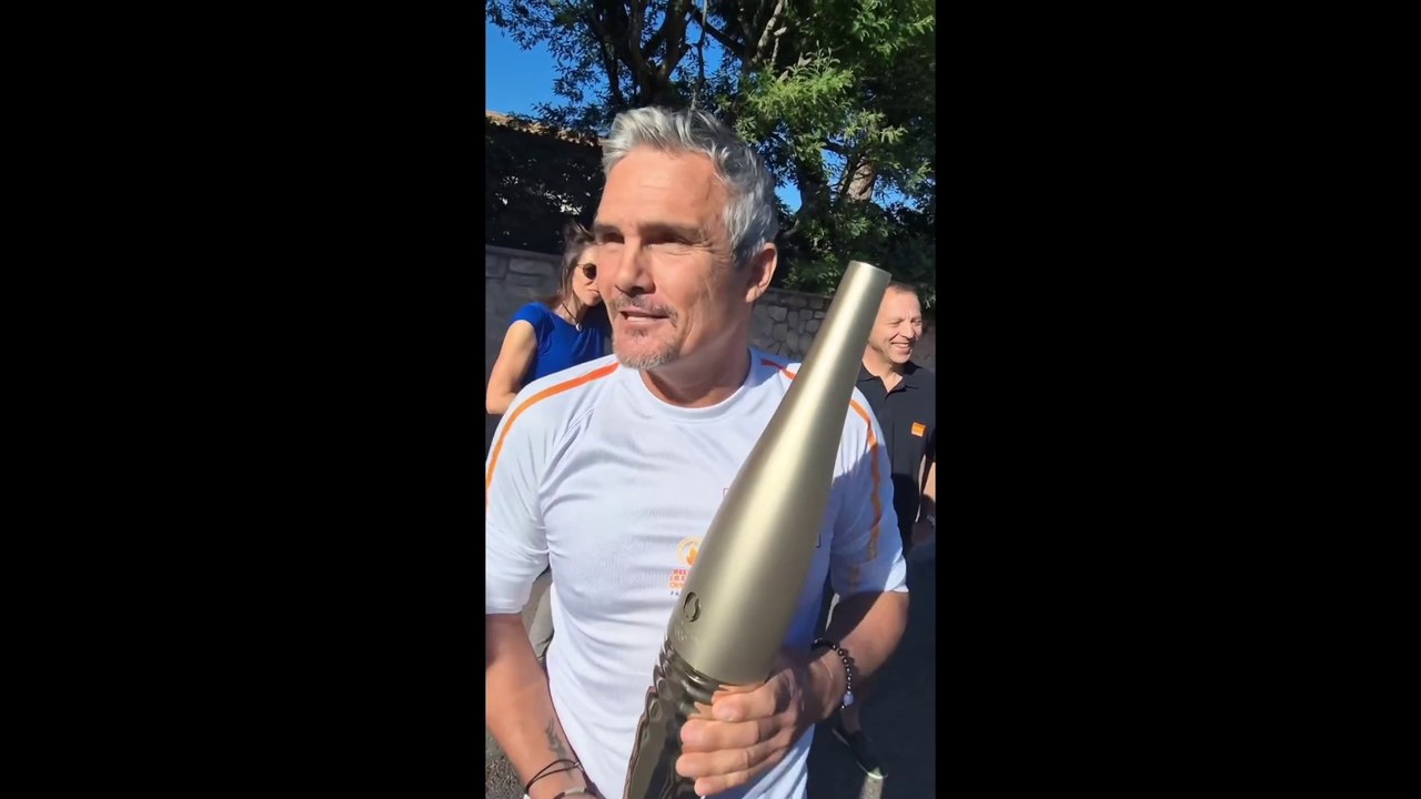 Cyclisme - Paris 2024 - Richard Virenque a porté la flamme olympique : "Un honneur et plein d'émotions"