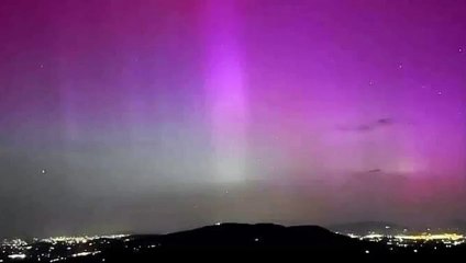 Aurora boreale in Toscana, quel fenomeno epocale: immagini uniche