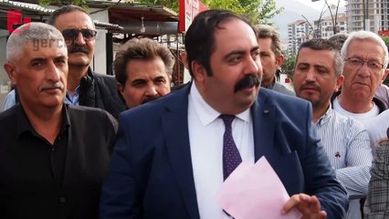Malatya’da depremzede esnaf belediyeyi protesto etti: 'Oyları aldılar, bizi tanımıyorlar' | Haber: Yusuf DURDU