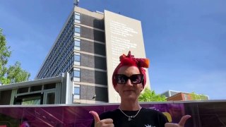 Friends of inspiring Sheffield mum with incurable cancer abseil down university building for St Luke’s Hospice