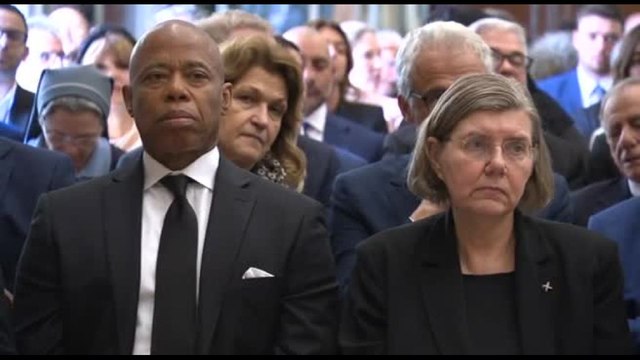 Papa Francesco esorta alla pace i partecipanti al Wmhf