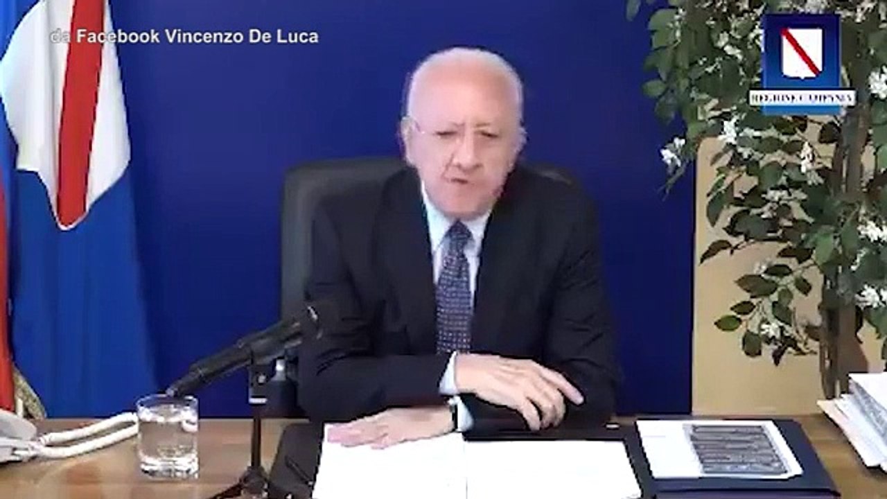 De Luca e l'attacco a Don Patriciello: «È il Pippo Baudo dell'area nord di Napoli»