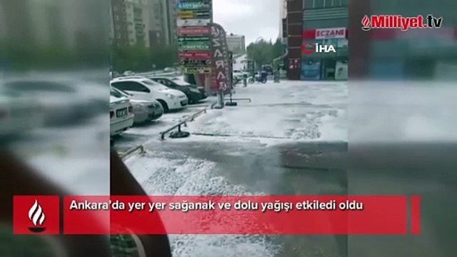 Başkent'te dolu yağışı kenti beyaza bürüdü