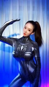 Cewek cantik cosplay spider woman
