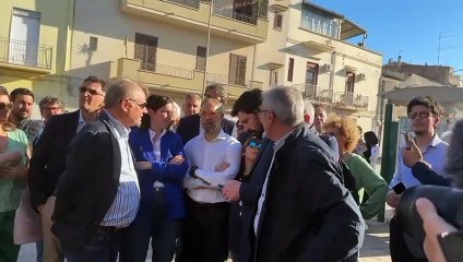 Video herunterladen: La visita di Elly Schlein a Castelvetrano