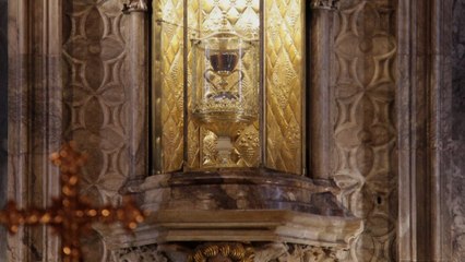 Où se cache le Saint-Graal ? Dernières théories et révélations fascinantes ✨