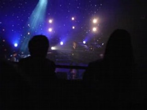 Folies Bergeres Paris9 - AaRON - U-turn Lili